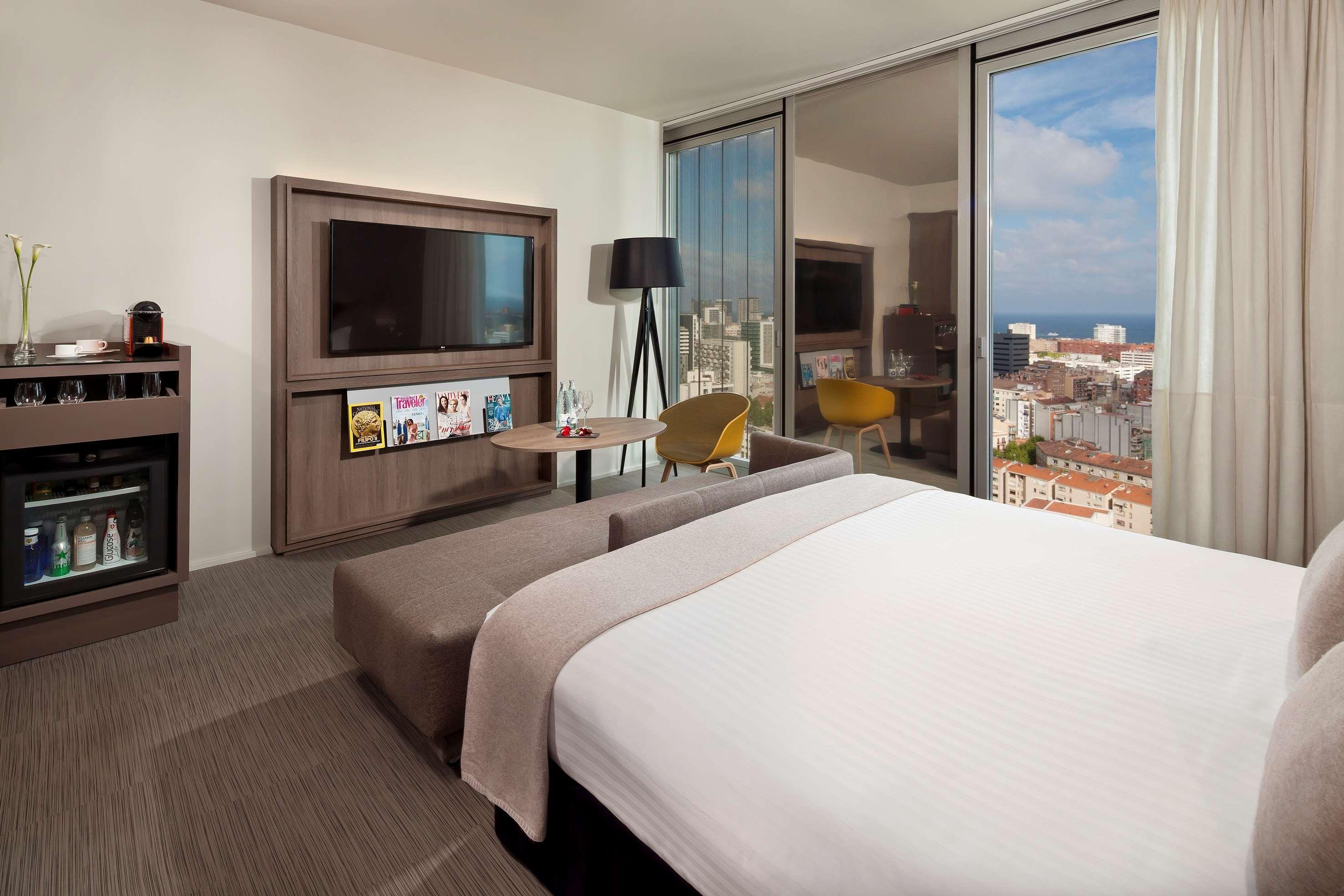The Level At Melia Barcelona Sky Hotel Ngoại thất bức ảnh
